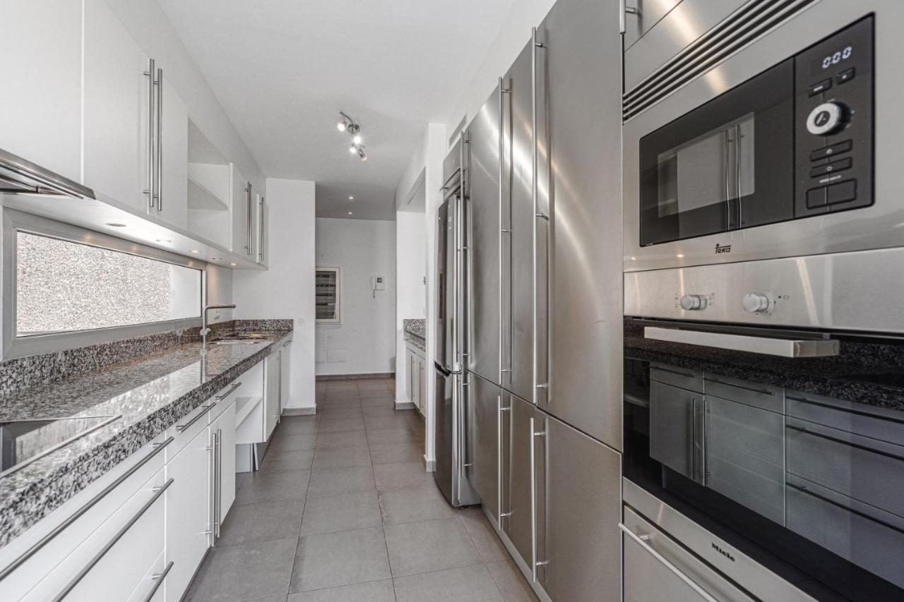 Lux Villa 31 Адехе Екстериор снимка
