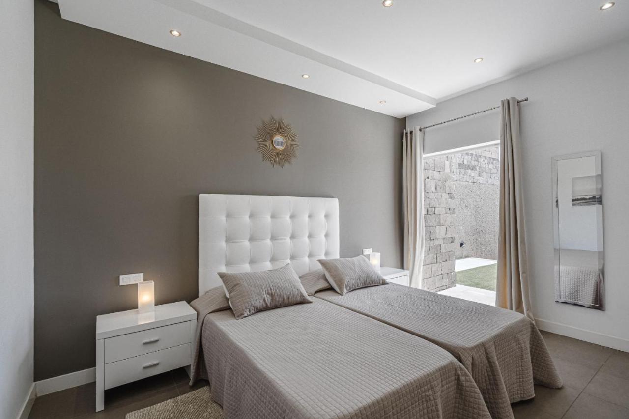 Lux Villa 31 Адехе Екстериор снимка